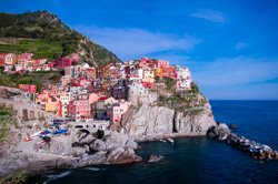 Blick von der Strandpromenade, Manarola, Italien