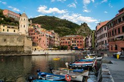 Kirche der Hl. Margherita, Vernazza, Italien